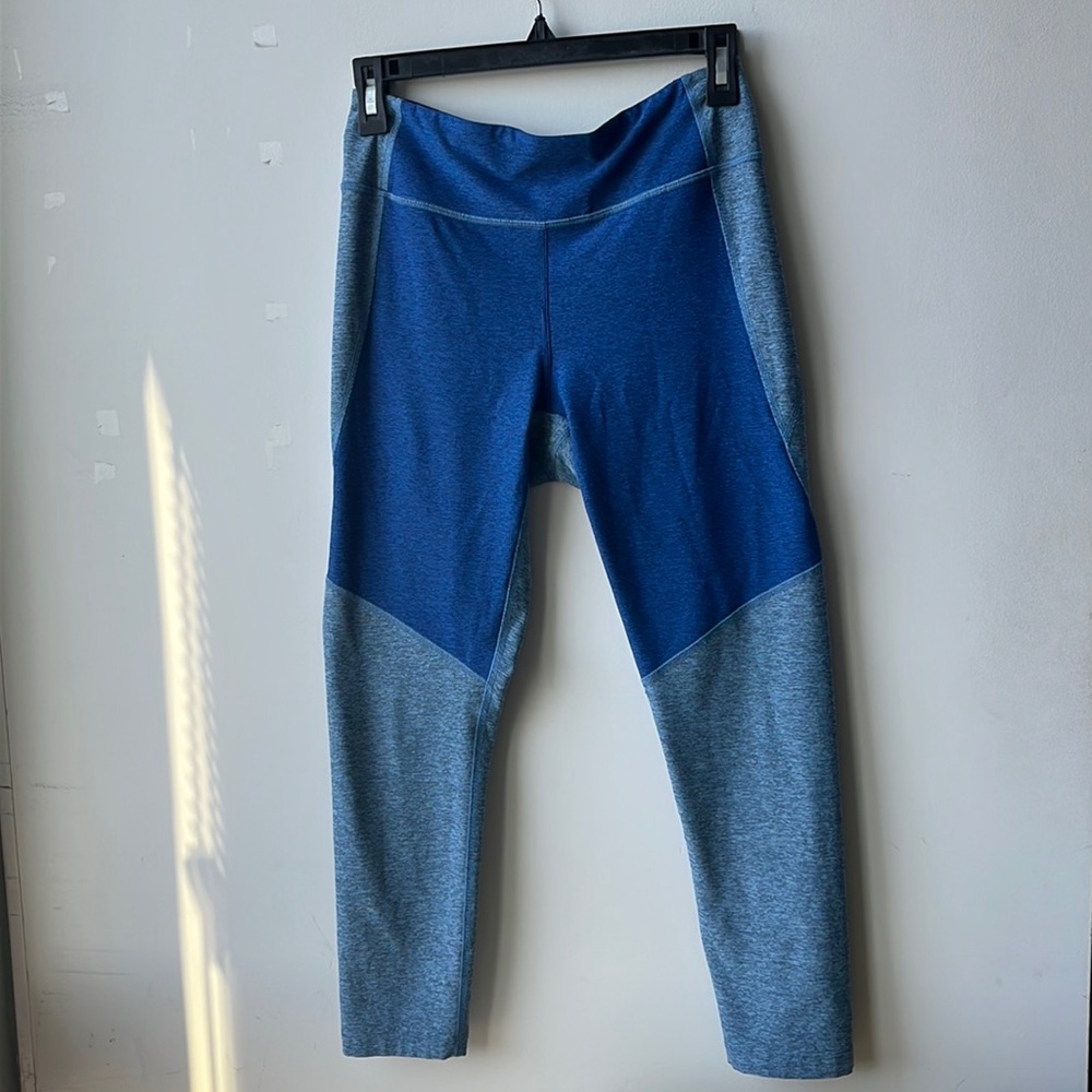Outdoor Voices Colorblock Leggings Size M - Picture 3 of 4